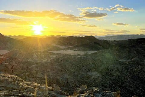 Woestijnsafari-ervaring bij zonsopgang in Hurghada en de Dry Canyon