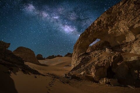 Tour di 2 giorni nel deserto bianco in Egitto