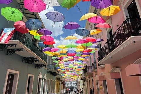 Old San Juan Historical Walk, Shopping, and Dining w/ Transport