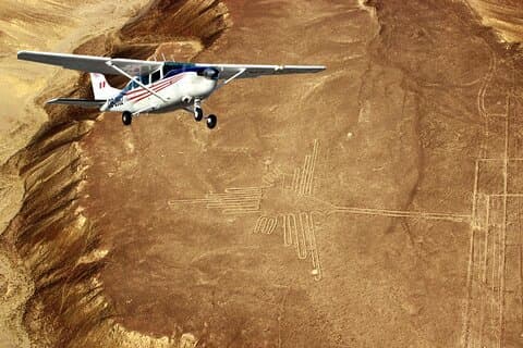 Private tour to the enigmatic Nazca lines, Huacachina oasis