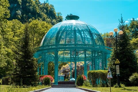 トビリシ発ボルジョミ国立公園への 1 日プライベート ツアー
