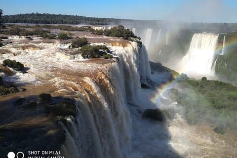 Excursão dois lados das Cataratas do Iguaçu no mesmo dia.