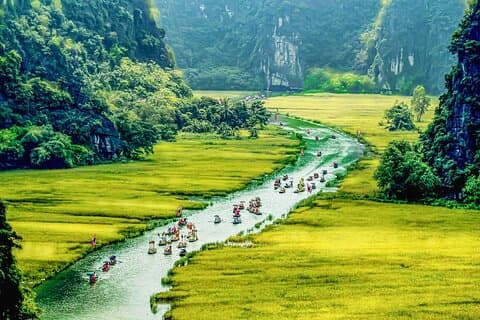 Ninh Binh Full Day Hoa Lu til Mua Cave med cykling