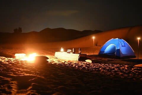Övernattning Desert Camping Abu Dhabi