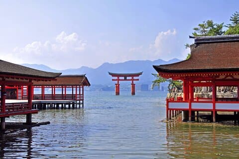 Hiroshima Miyajima 1 Day Bus with Indian Lunch plus Shinkansen