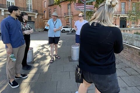 Private Tour Cockburn Town Cultural with Rum Cake