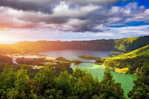 São Miguel Island: 2-Day Tour of vulcanoes & Top Highlights