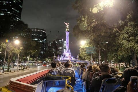 Nattur i Mexico City panoramisk tur på en dobbeltdækkerbus