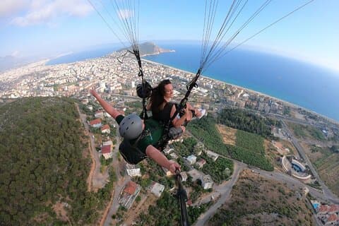 Sida: Alanya Tandem skärmflygning med strandbesök