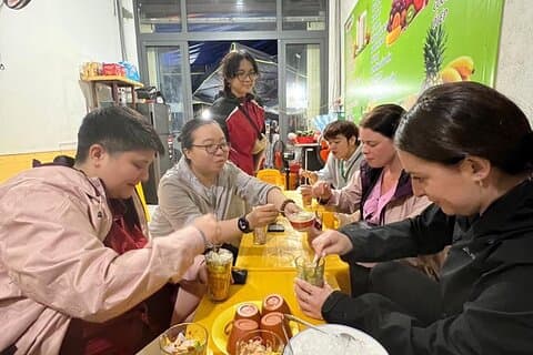 Visite privée de la cuisine locale en scooter à Hoi An
