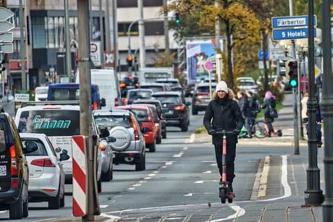 Privé e-kick-scooterverhuur in Tokio