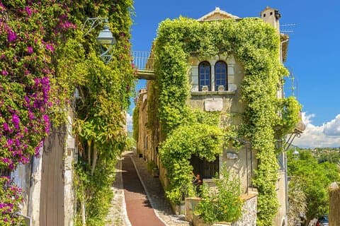 Glass Blowers, Art Galleries and Medieval Villages on the Riviera