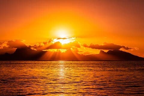 Moorea Sunset Boat Trip