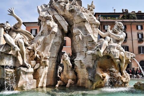 Tour a Piedi delle principali piazze e fontane di Roma
