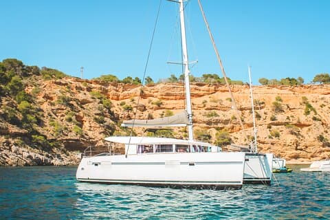 Esperienza indimenticabile sul catamarano Ibiza - LAGOON 400