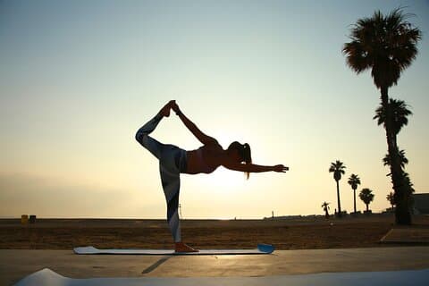Yoga og seilingsopplevelse i Barcelona