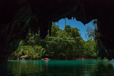 Privat tur underjordisk flod, ugong-hule, zipline, mangroove-båd