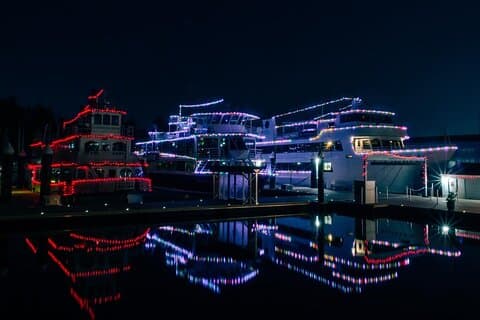 Feestelijke diner- en danscruisetour in Vancouver