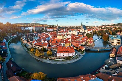 Transfer fra Praha til Cesky Krumlov med 2h i Hluboka