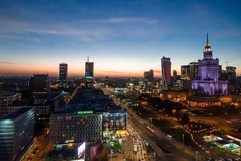 Trasferimento privato da Berlino a Varsavia con 2 ore per visitare la città