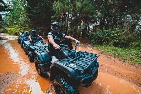 Halvdag privat ATV-tur i bergen i Medellin