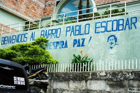 Tour storico privato di Pablo Escobar con ritiro