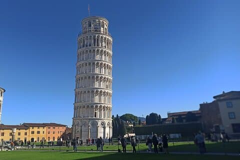 Besøk Pisa, Volterra og Chianti med lunsj og vinsmaking