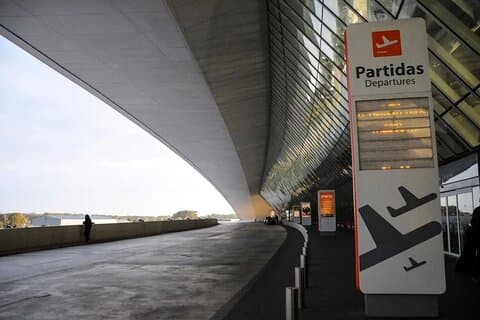 Private Transfer from or to Carrasco Airport in Montevideo