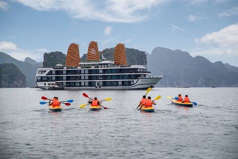 Hanoi, Ninh Binh and Ha Long 6 Day 5 Night Overnight Cruise Tour