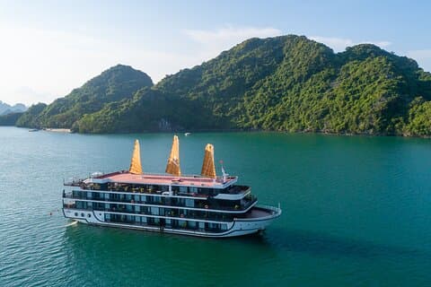 La Regina Overnight Cruise - Queen of Lan Ha Bay - 2 dage/1 nat