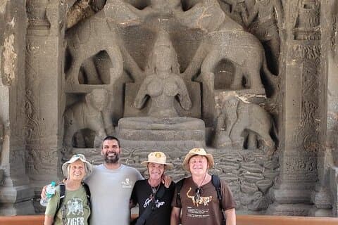 Aurangabad para Ellora e Pitalkhora Caves Day Trip Expedition