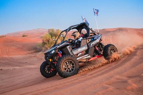 Safari dans le désert de Dubaï avec buggy monoplace, randonnée à dos de chameau, barbecue.