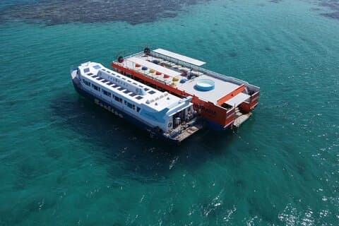 Semi Submarine Hurghada met 1 snorkelstop 3 uur durende tour