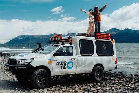 4x4 Fagnano och Escondido sjöar med lunch hel dag