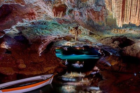Vanuit Valencia: Privétour Coves de Sant Josep & Peñíscola