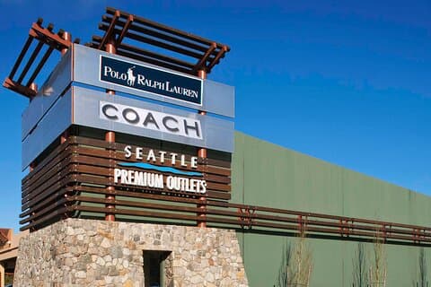 Excursão privada de compras de Seattle ao Seattle Premium Outlets