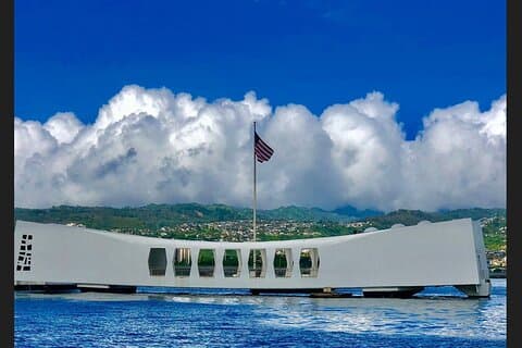 Hotell nära Pearl Harbor USS Arizona Memorial Tour