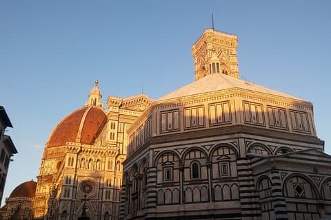 Guía privado a disposición en Florencia.