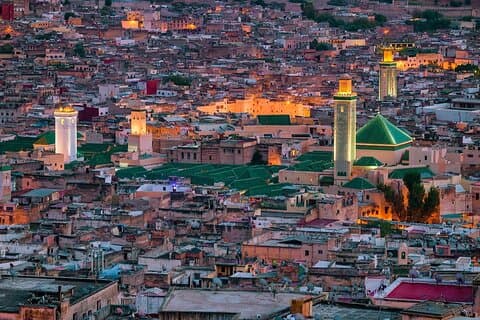 Tour privato di un'intera giornata a Fes da Ifran