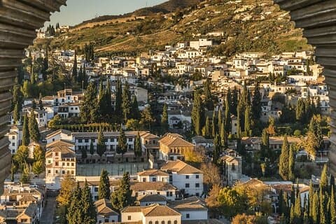 Ganztägiger Ausflug von Malaga nach Granada mit privatem Reiseführer