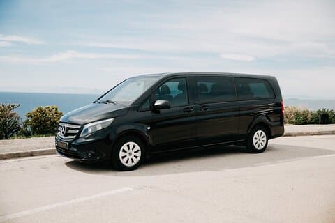 Private Transfer, Piraeus Port to Athens Airprot or Vice Versa