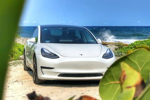 EV-Privattransfer von Tulum zum Flughafen Cancun