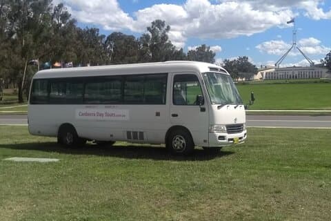 Personalised Sightseeing in Canberra, with John