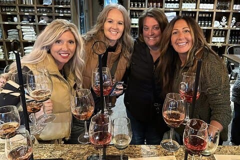 NON-BUS Traverse City 3-STOP Old Mission Wine Tour MOVIE STARS