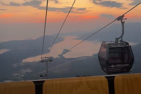 Åk Kotor linbana (Njegusi, Lovcen och Kotor linbana)