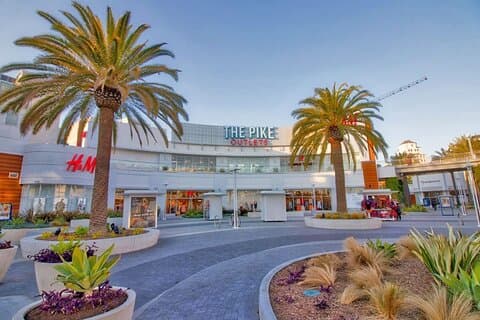 Privat shoppingtur från Los Angeles Hotels till The Pike Outlets