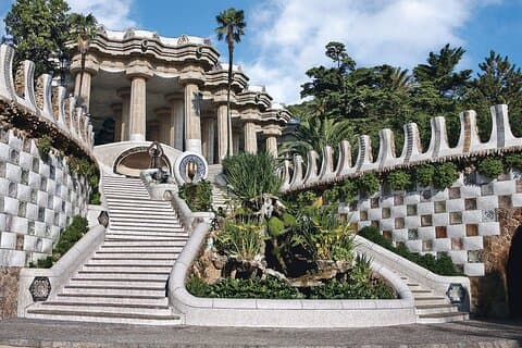 Private Full Day Barcelona City and la Roca village Tour