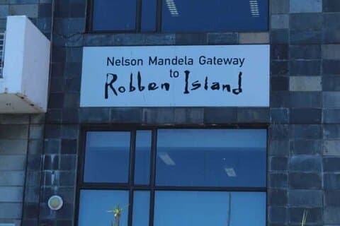En eksklusiv heldagstur til Table Mountain og Robben Island
