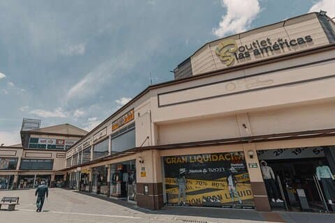 Private Shopping Tour from Bogota to Outlet de las Américas