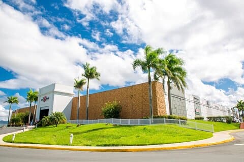 Privat shoppingtur fra San Juan Hotels til Outlet 66 Mall